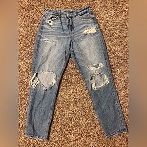 America Eagle Mom Jeans
